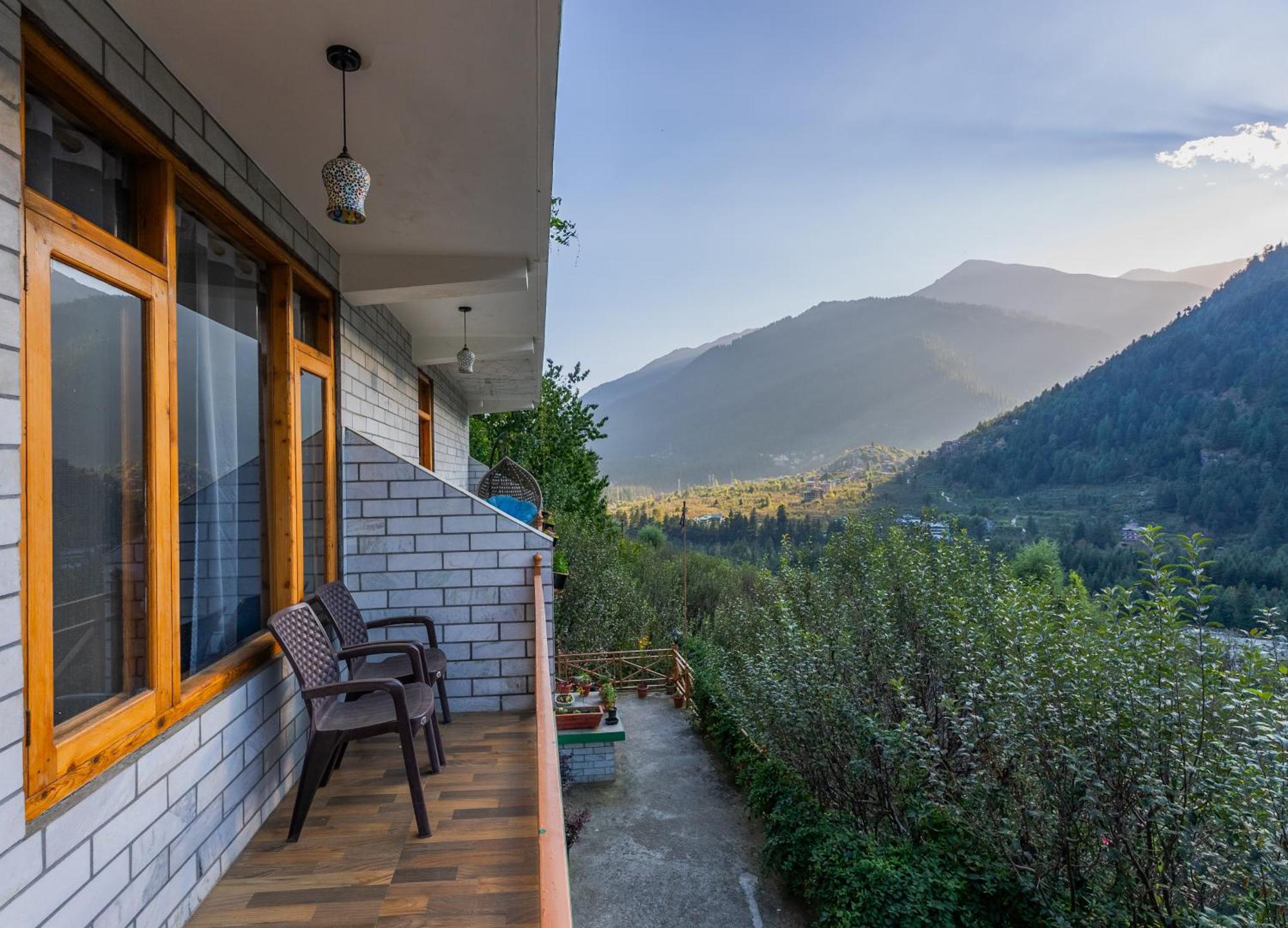 God'S Land Bed and Breakfast Manāli Buitenkant foto