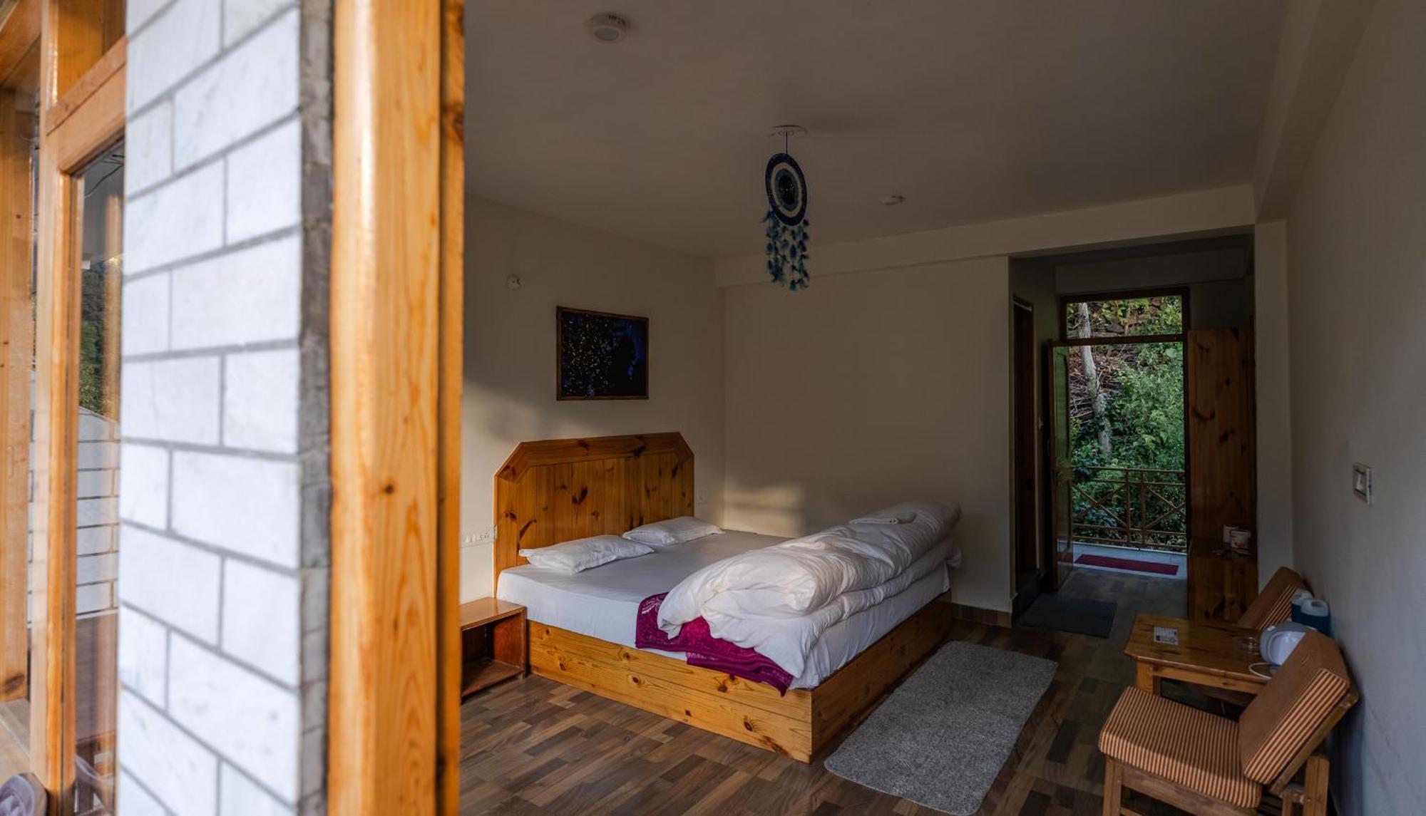 God'S Land Bed and Breakfast Manāli Buitenkant foto