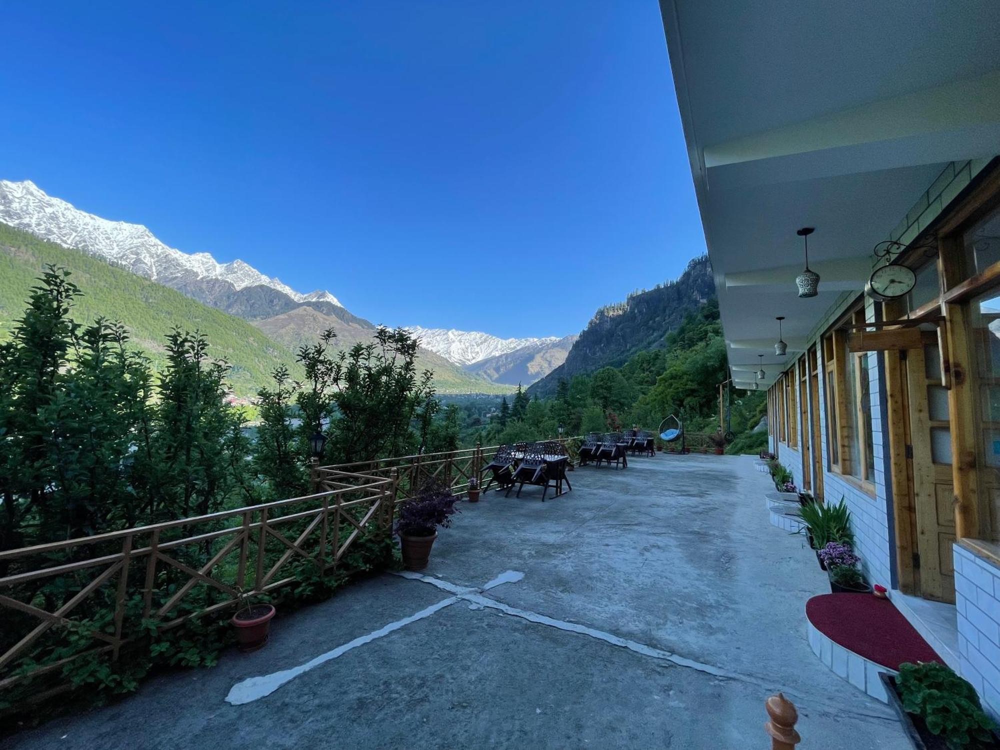 God'S Land Bed and Breakfast Manāli Buitenkant foto